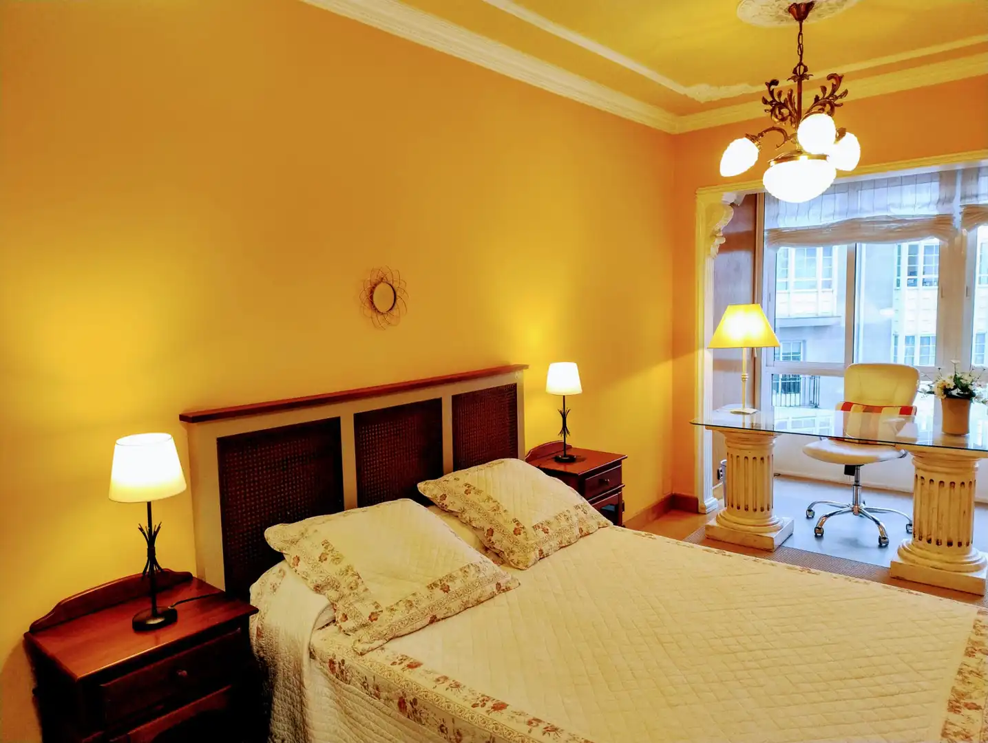 Bedroom of Flat for rent in Santiago de Compostela   with Heating, Furnished and Oven