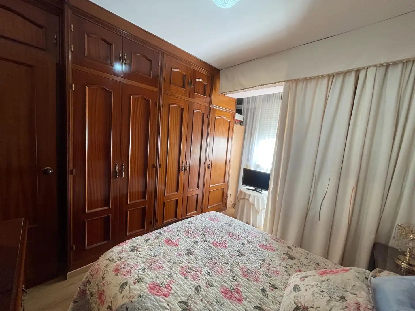 Habitación de Piso en venta en Camas con Aire acondicionado, Terraza y Amueblado