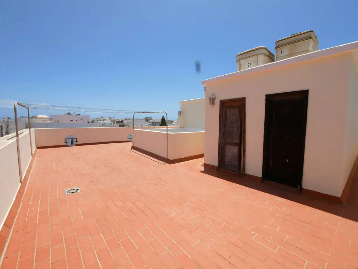 Terraza de Piso en venta en Arrecife con Aire acondicionado, Terraza y Trastero