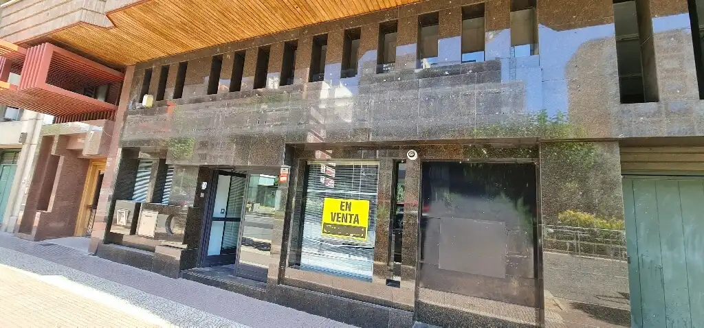 Exterior view of Commercial properties for sale in  Logroño