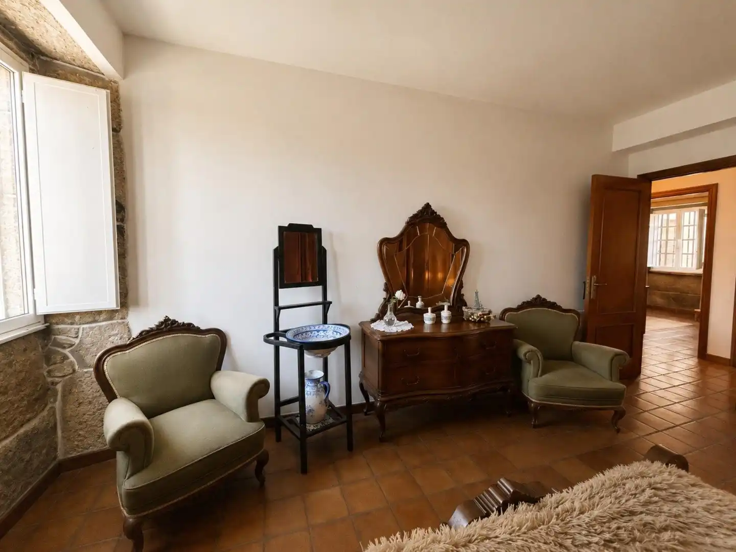 Living room of Country homes for sale in Vilanova de Arousa  with Air Conditioner and Heating