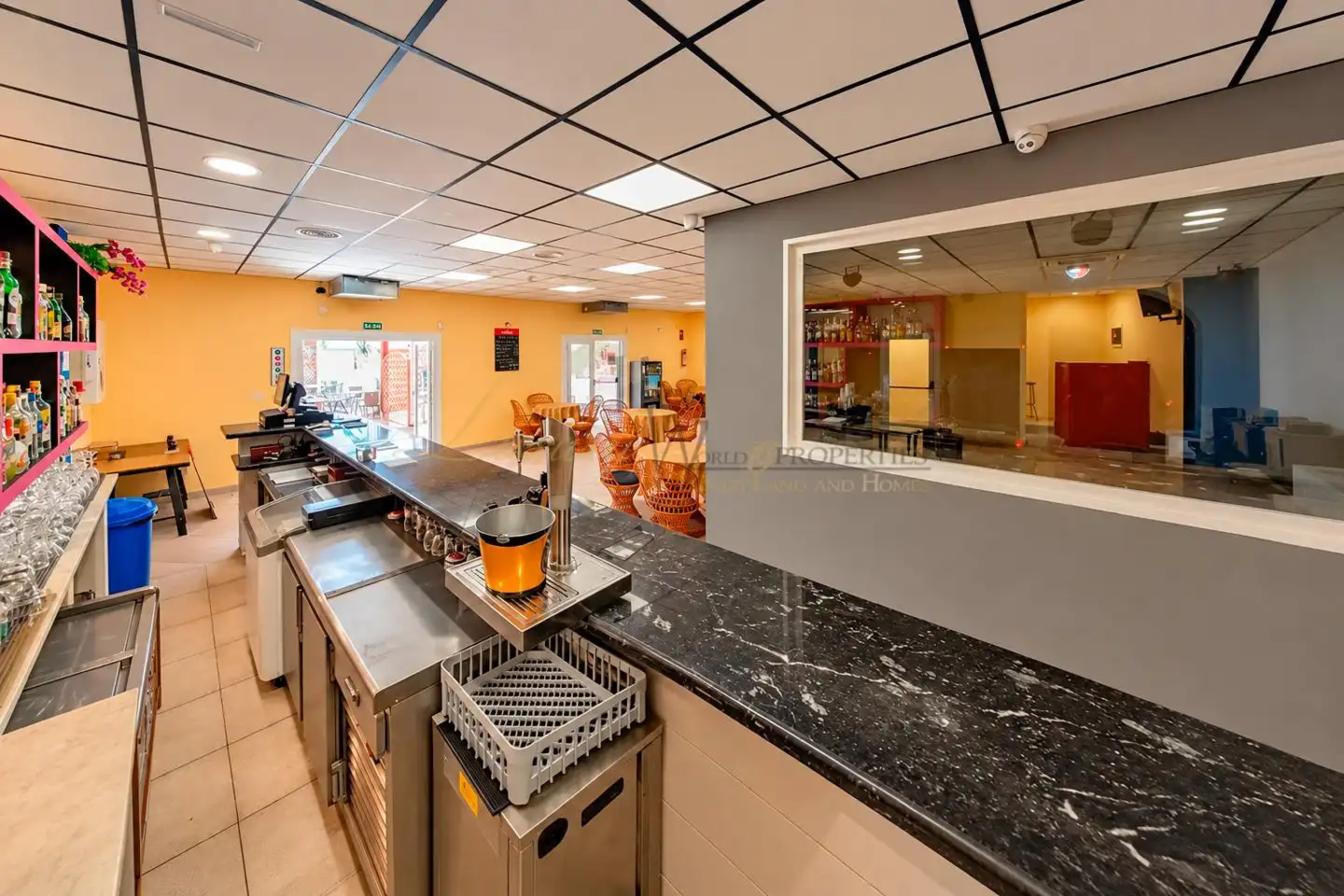 Local comercial en traspaso en Calle Olimpia, imagen 8