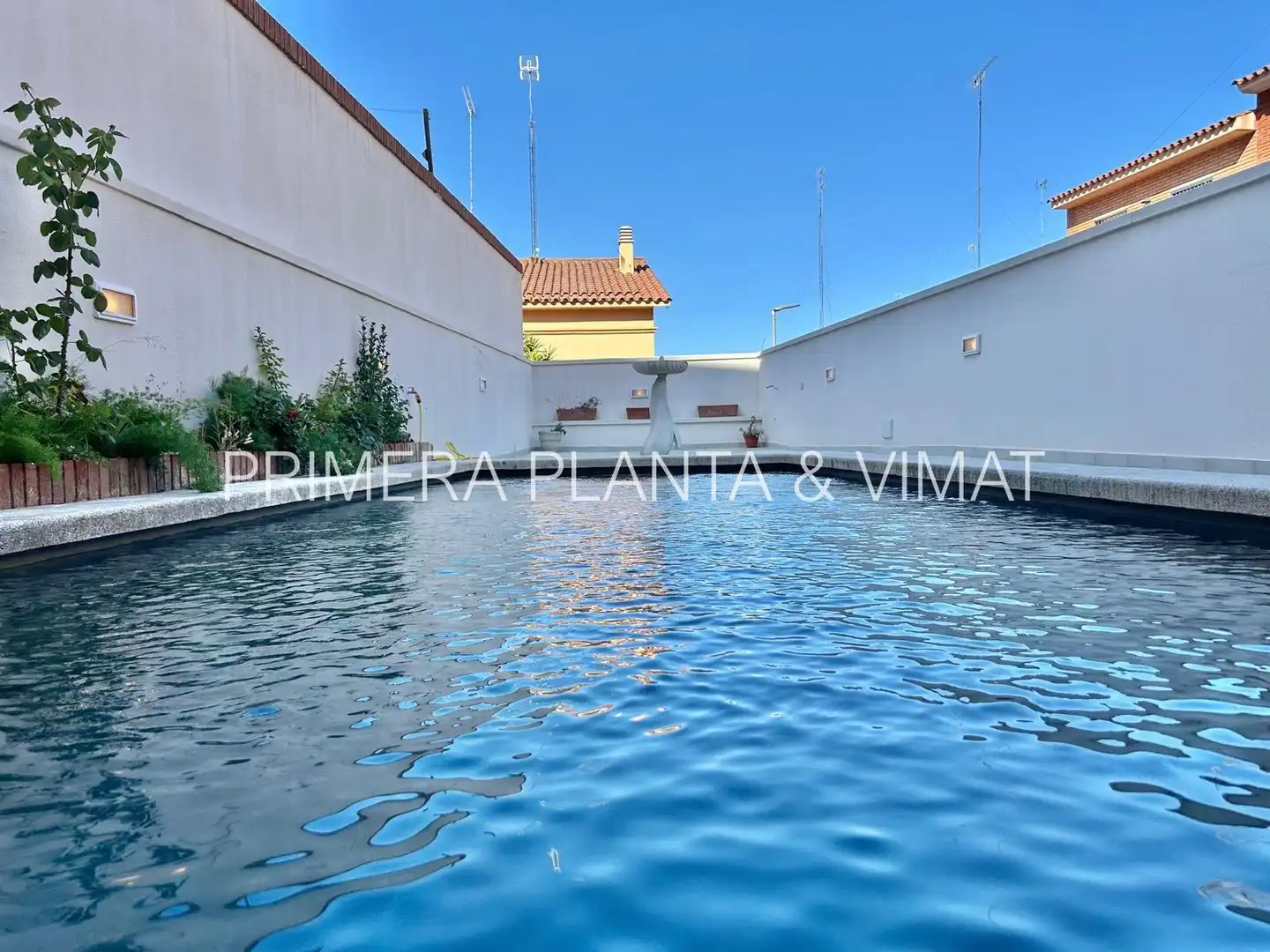 Schwimmbecken von Haus oder Chalet zum Verkauf in Mataró mit Heizung, Terrasse und Schwimmbad
