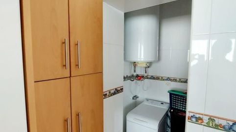 Foto 4 de Piso en venta en Brenes, Sevilla