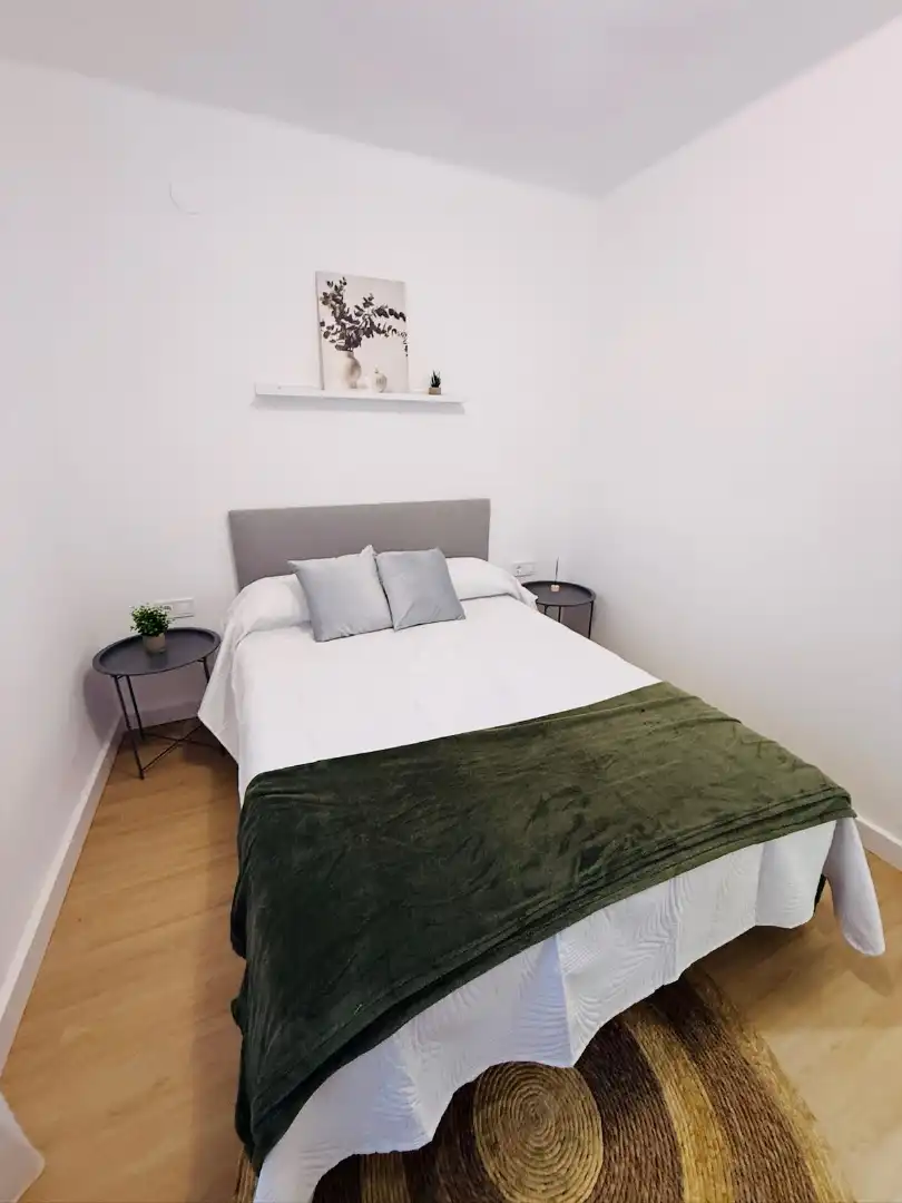 Bedroom of Flat for rent in Castellón de la Plana / Castelló de la Plana  with Furnished, Washing machine and TV