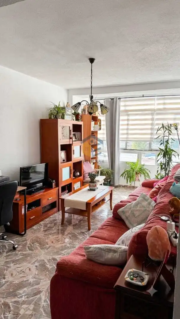 Flat with lift for sale in Bailén - Miraflores