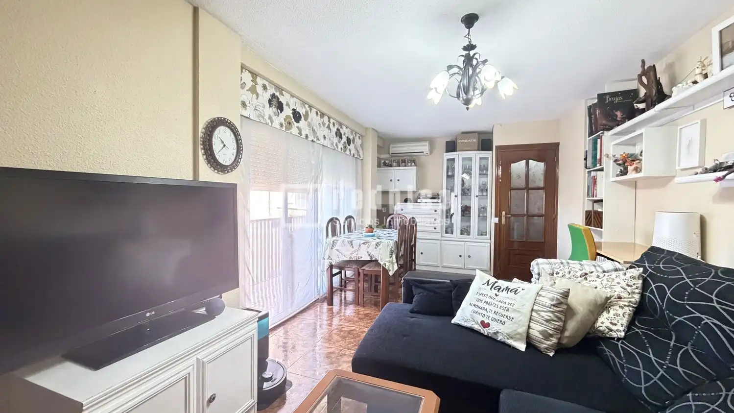Sala de estar de Piso en venta en Leganés con Aire acondicionado, Calefacción y Jardín privado