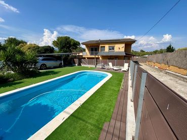House with pool for sale in Masquefa