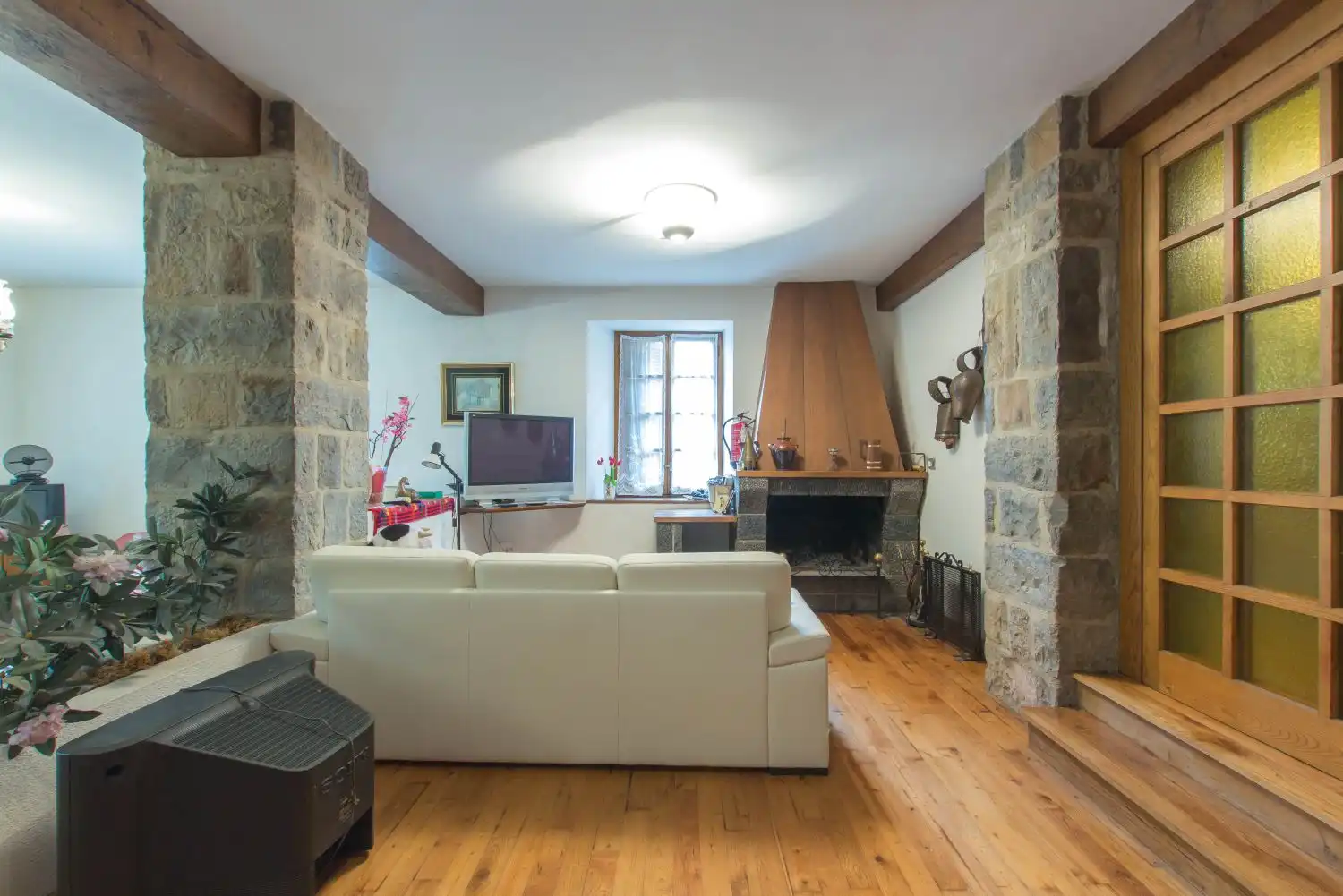 Sala de estar de Casa o chalet en venta en Atetz con Calefacción, Terraza y Amueblado