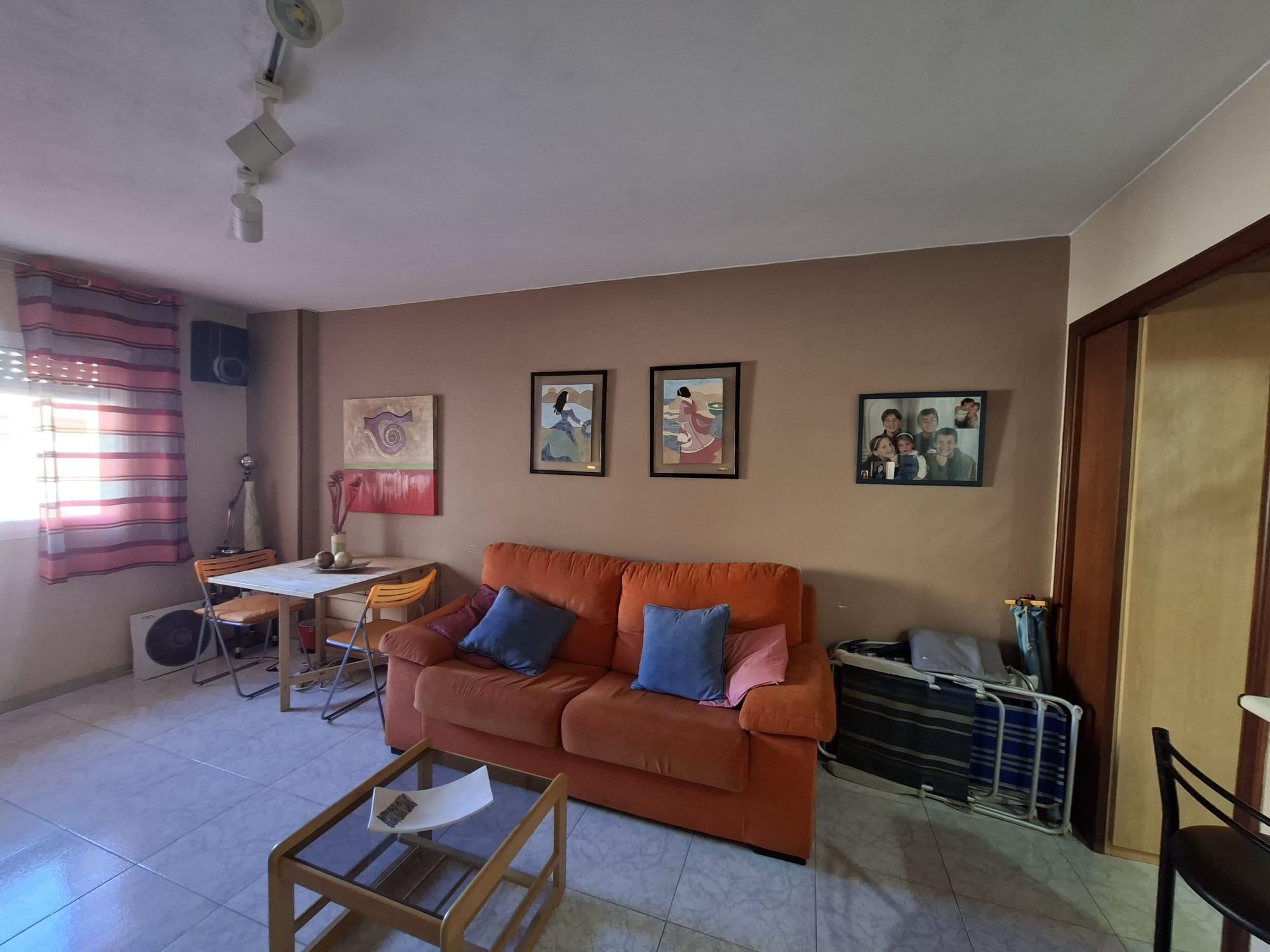 Sala d'estar de Apartament en venda en Torredembarra amb Terrassa i Piscina