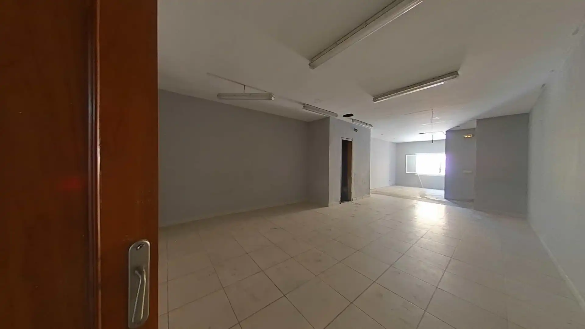 Semi-detached house for sale in calle Emporda, imagen 12