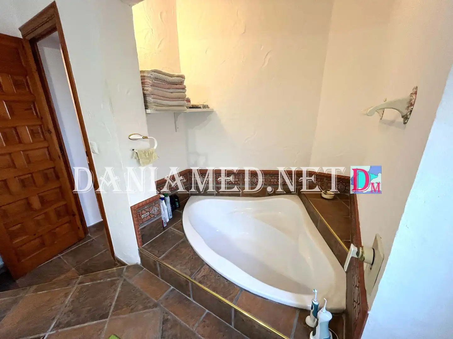Badezimmer von Haus oder Chalet zum Verkauf in Pego mit Klimaanlage, Heizung und Privatgarten