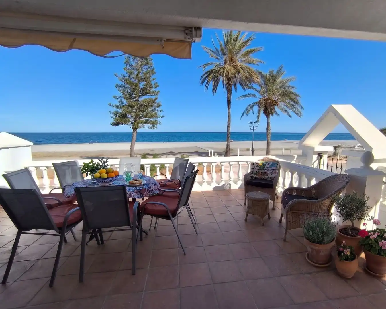 Terrassa de Casa o xalet en venda en Motril amb Jardí privat, Terrassa i Balcó