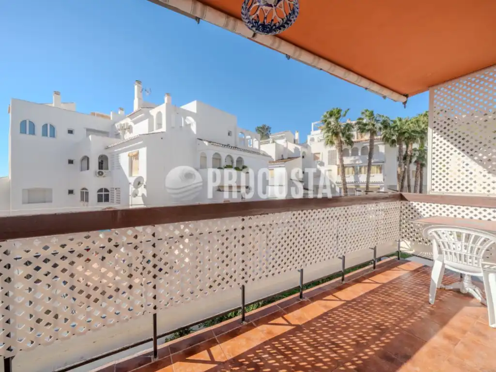 Vista exterior de Piso en venta en Almuñécar con Terraza y Internet