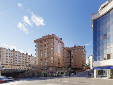 Piso con jardín en venta en Oviedo - CL MONTE GAMONAL