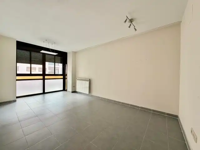 Exterior view of Flat for rent in Alcobendas  with Heating, Oven and Washing machine