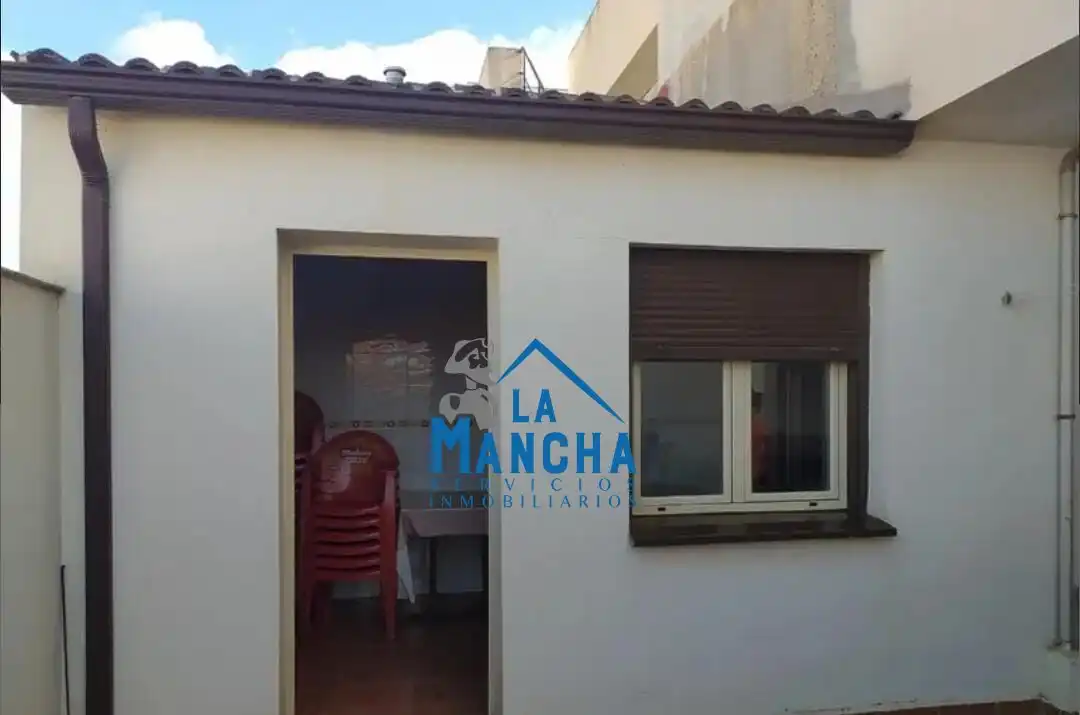 Exterior view of Flat for sale in Madrigueras  with Heating, Terrace and Balcony