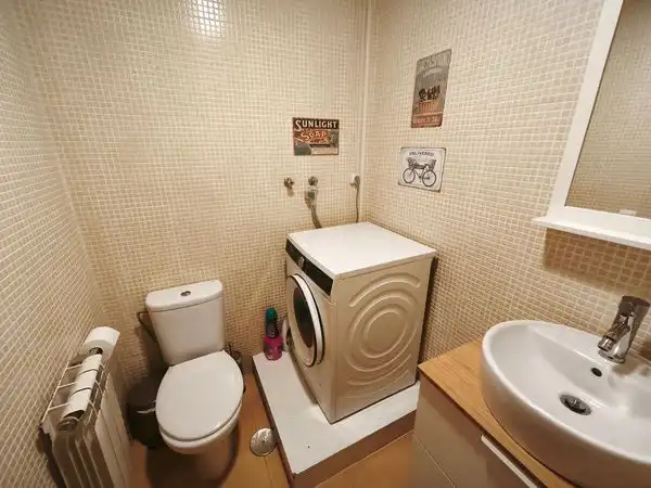Baño de Dúplex en venta en El Espinar con Aire acondicionado, Calefacción y Jardín privado