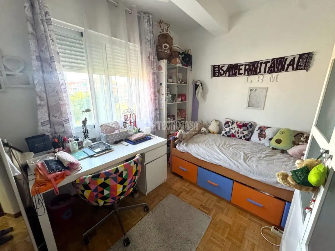 Habitación de Piso en venta en Alcalá de Henares con Aire acondicionado y Calefacción
