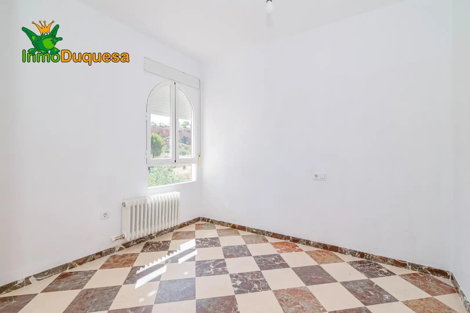 Habitación de Casa adosada en venta en Gójar con Calefacción y Terraza