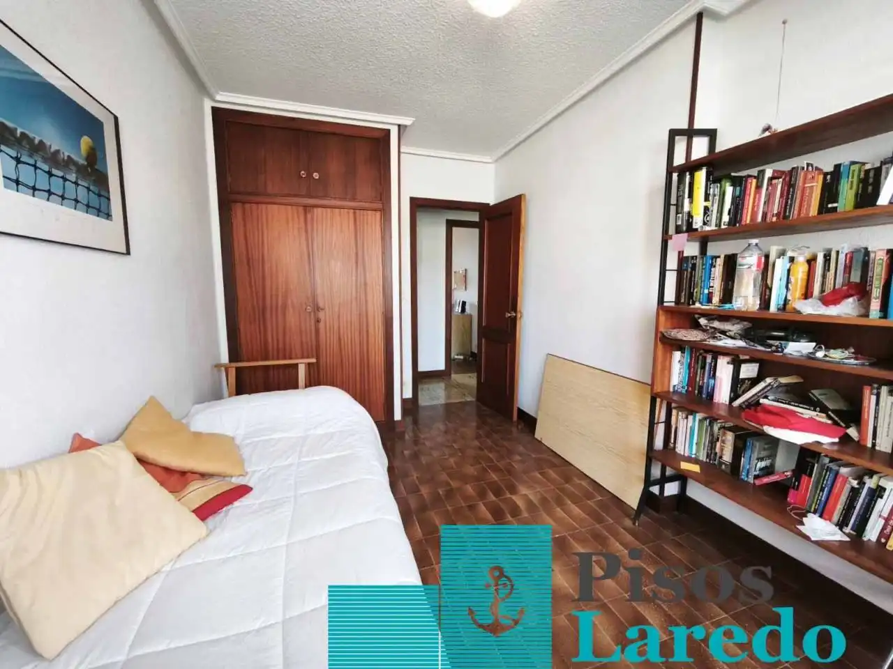 Bedroom of Flat for sale in Laredo  with Heating, Terrace and Balcony