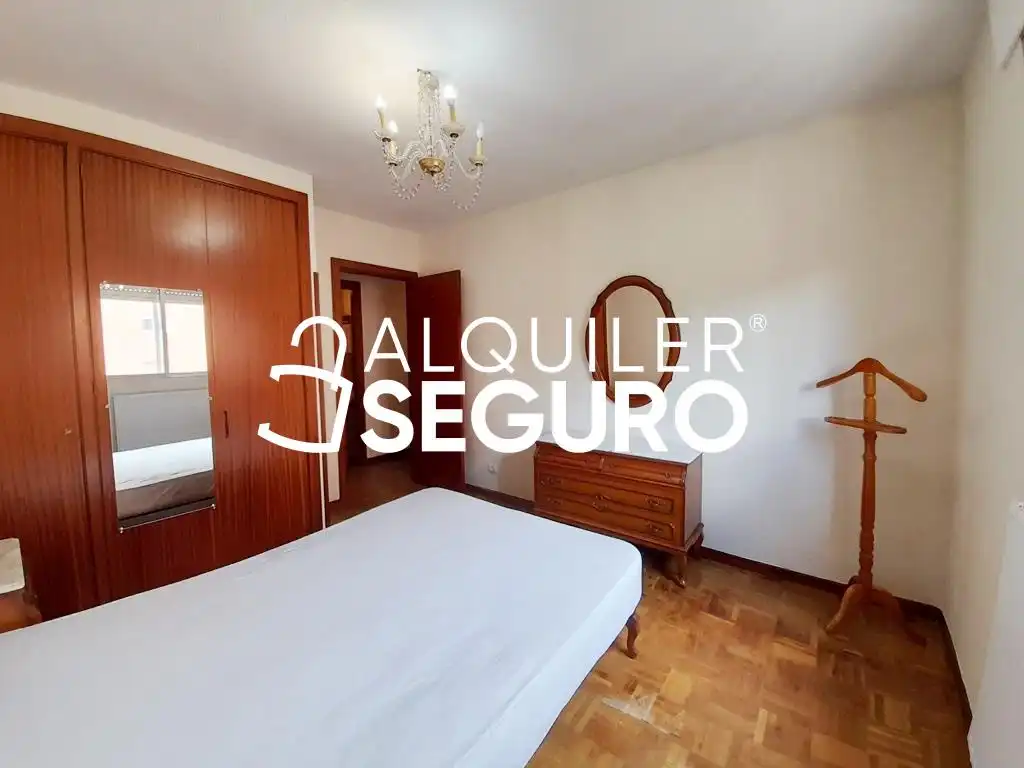 Habitación de Piso de alquiler en Madrid con Calefacción