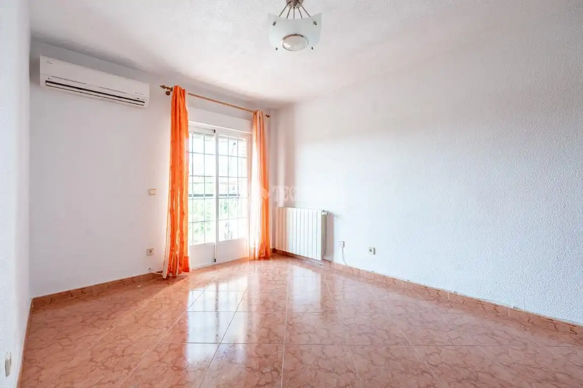 Habitación de Piso de alquiler en Madrid con Aire acondicionado, Calefacción y Terraza