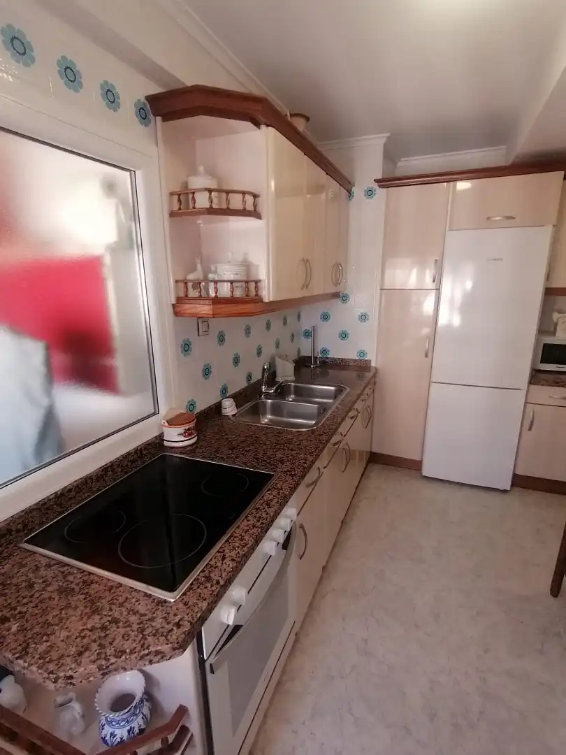 Küche von Wohnung zur Miete in Gijón  mit Heizung, Parkett und Möbliert