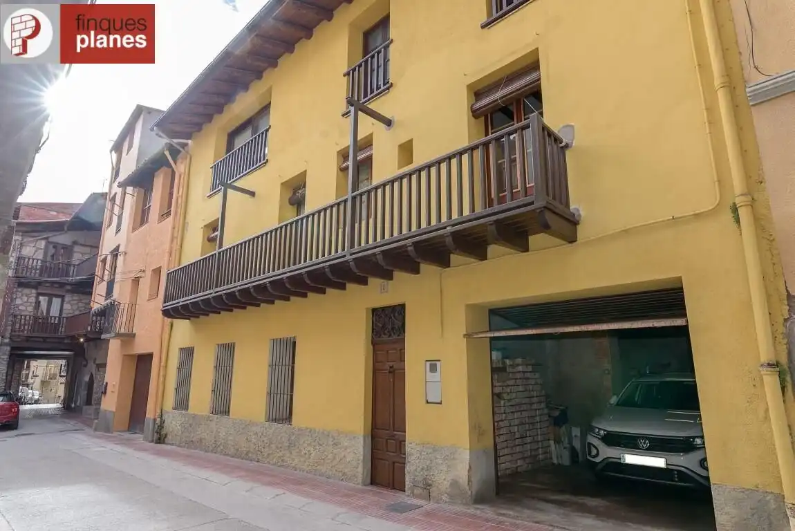Vista exterior de Casa o xalet en venda en Organyà amb Calefacció, Traster i Balcó