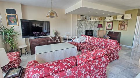 Foto 4 de Casa adosada en venda a Calle Estados Unidos, Añoreta Golf - Paraíso del Sol, Málaga