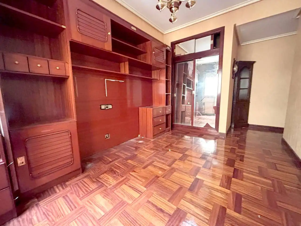 Habitación de Piso en venta en Burgos con Calefacción y Terraza