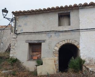 Vista exterior de Finca rústica en venda en Albocàsser