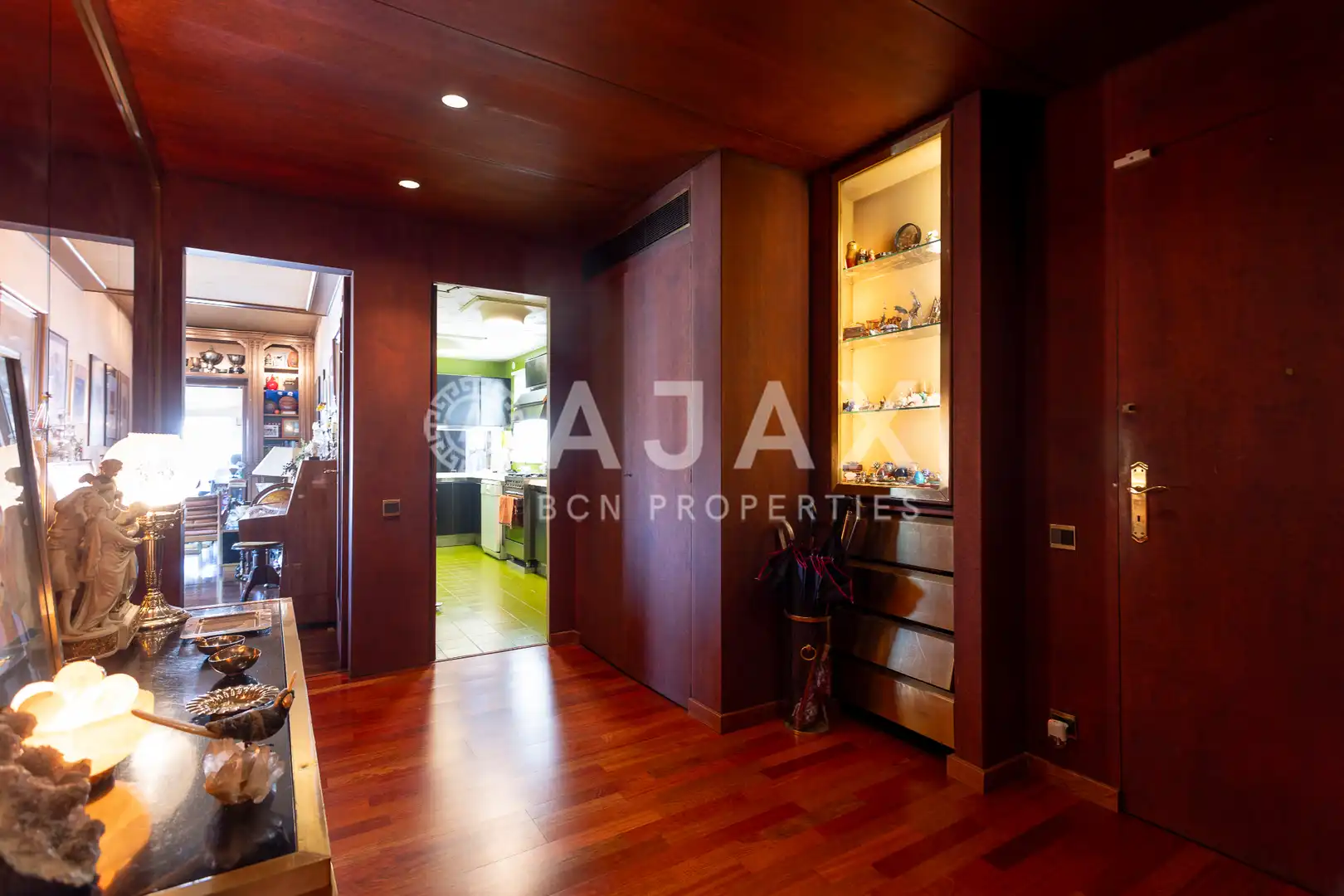 Ático en venta en Barcelona con Aire acondicionado, Calefacción y Terraza