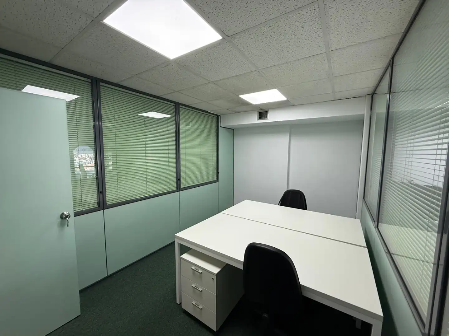 Office for rent in Madrid  with Air Conditioner, Heating and Storage room