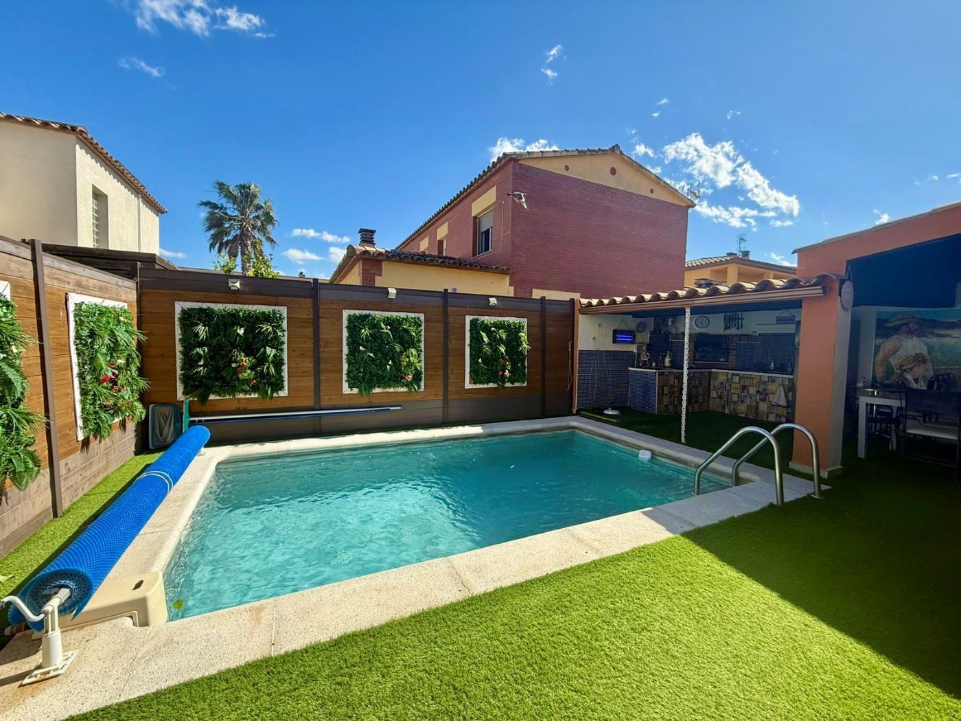 Swimming pool of House or chalet for sale in Sant Pere Pescador  with Air Conditioner, Heating and Private garden