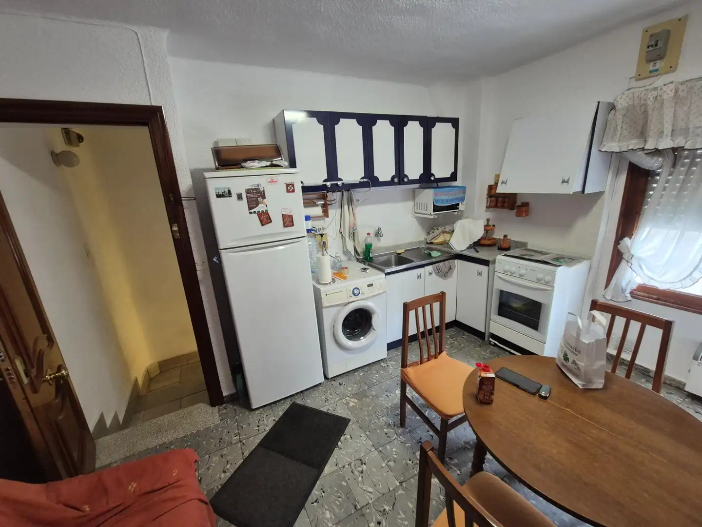 Kitchen of Commercial properties for sale in Elda  with Furnished