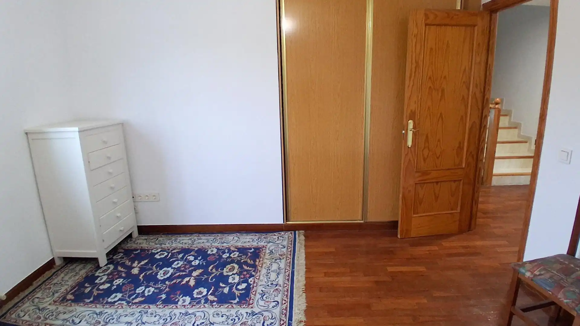 Schlafzimmer von Einfamilien-Reihenhaus zum Verkauf in Cabrerizos mit Heizung, Abstellraum und Schwimmbad