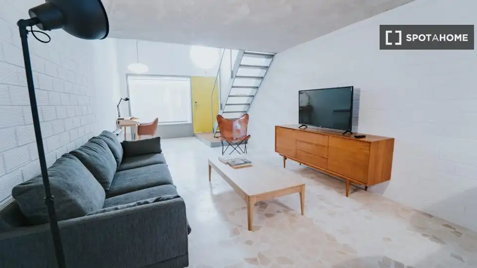 Sala de estar de Piso de alquiler en Madrid con Aire acondicionado, Calefacción y Amueblado