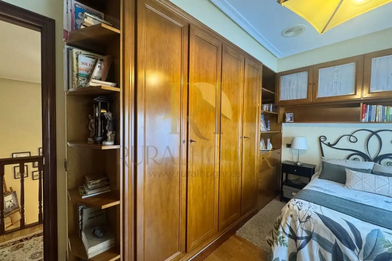 Habitación de Casa o chalet en venta en Santovenia de la Valdoncina con Calefacción, Jardín privado y Parquet