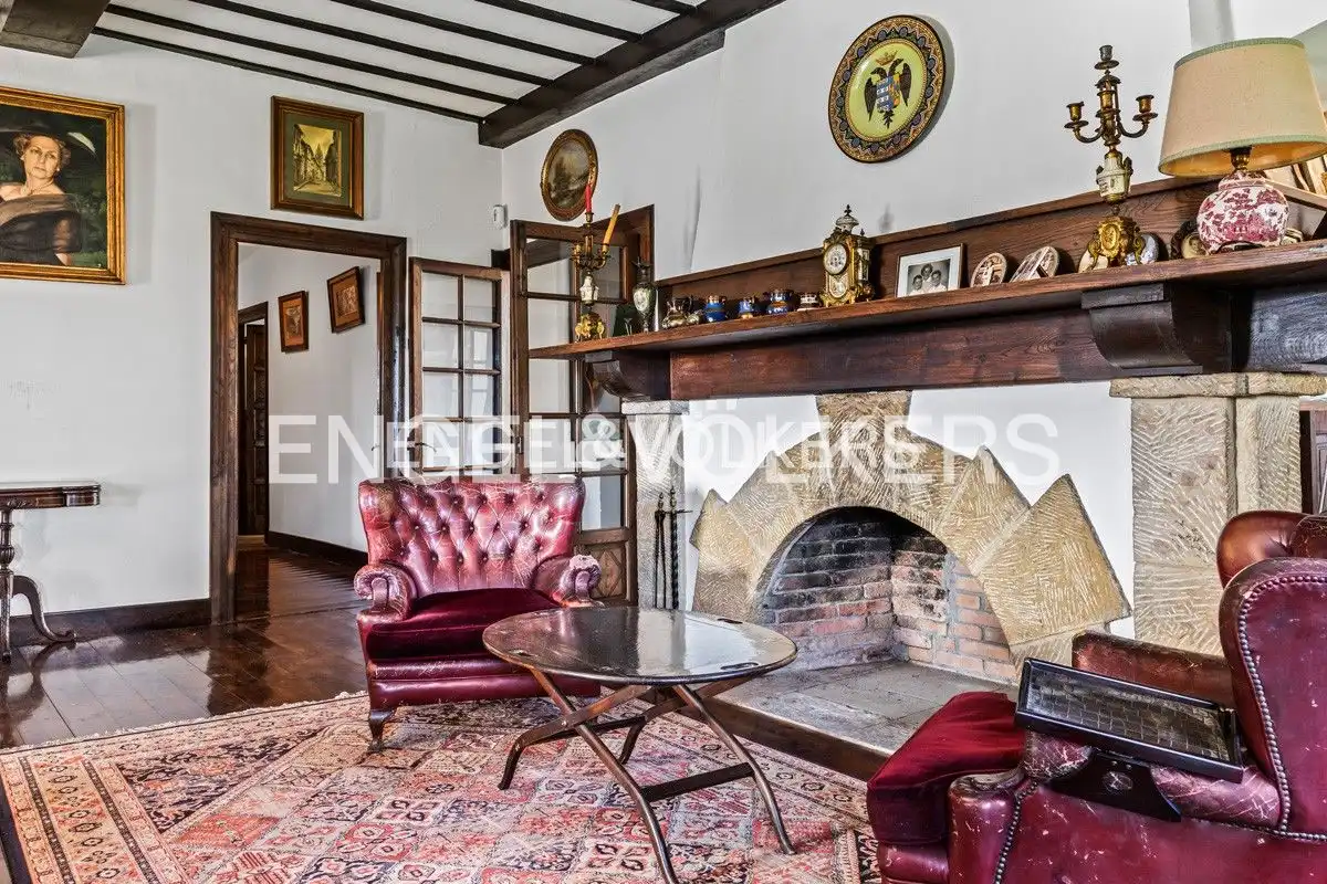 Living room of Houses for sale in Villaviciosa  with Heating, Private garden and Parquet flooring