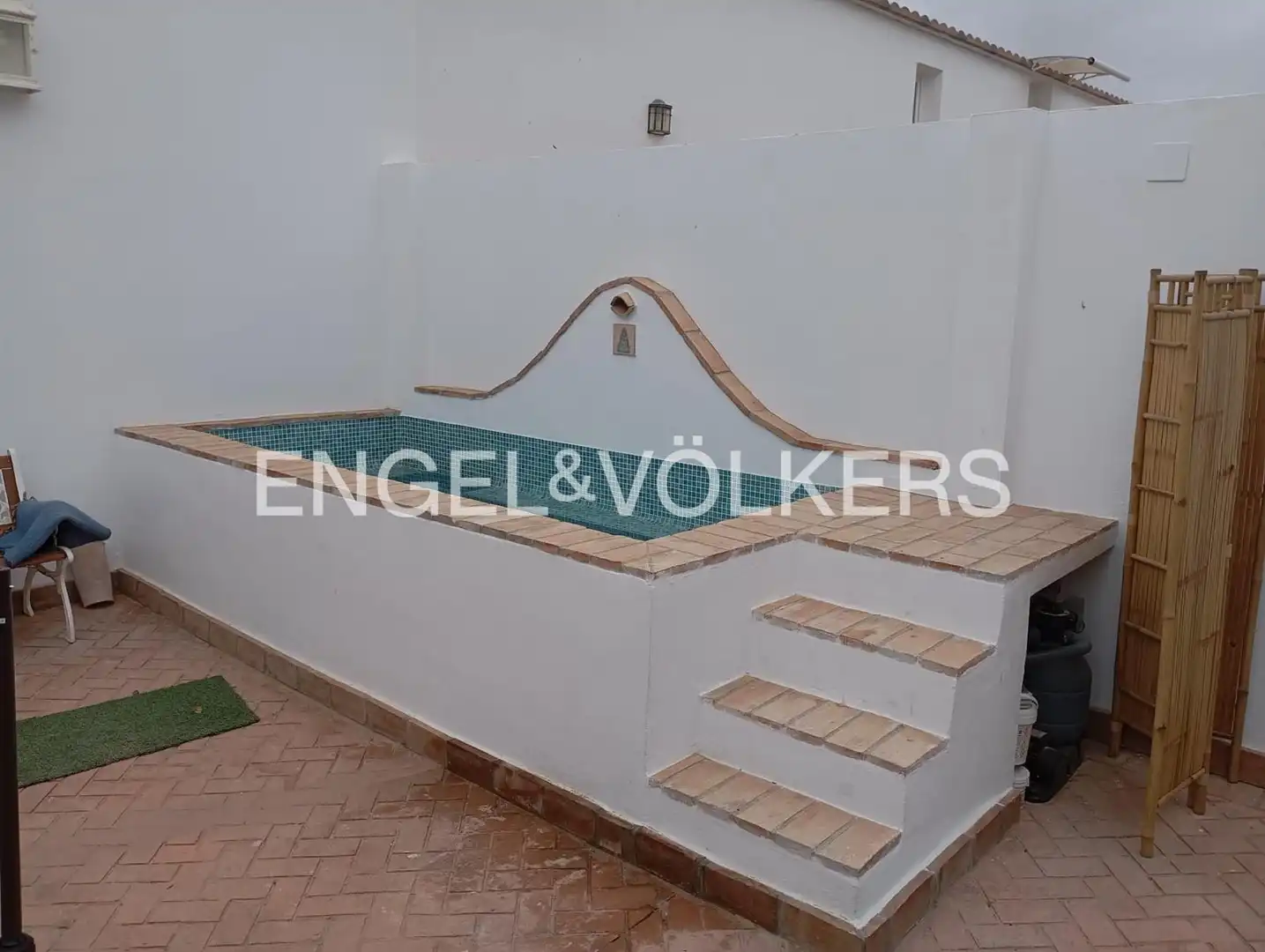 Piscina de Casa adosada en venta en Almonte con Aire acondicionado, Calefacción y Piscina