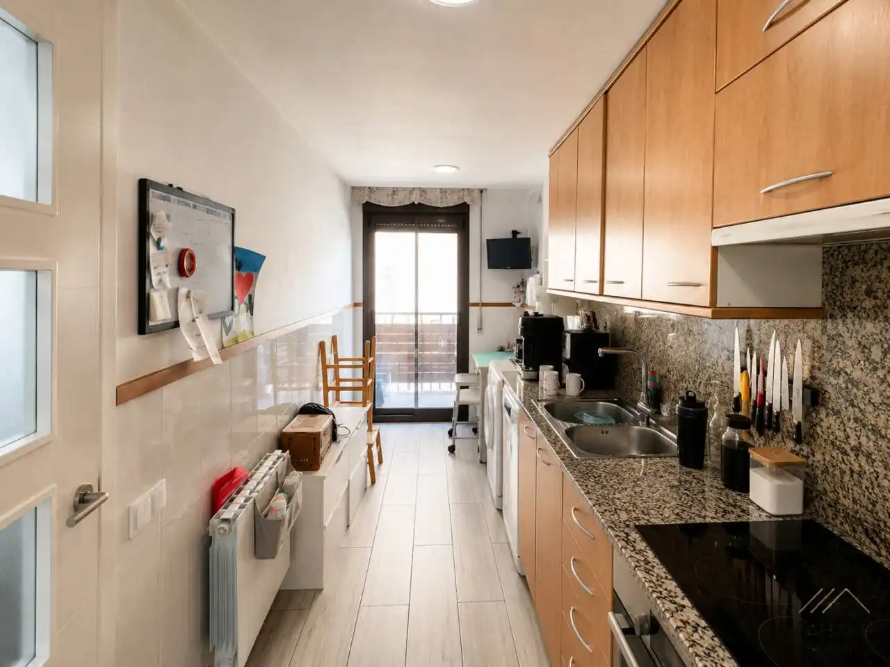 Cuina de Pis en venda en Santa Eulàlia de Ronçana amb Aire condicionat, Calefacció i Parquet