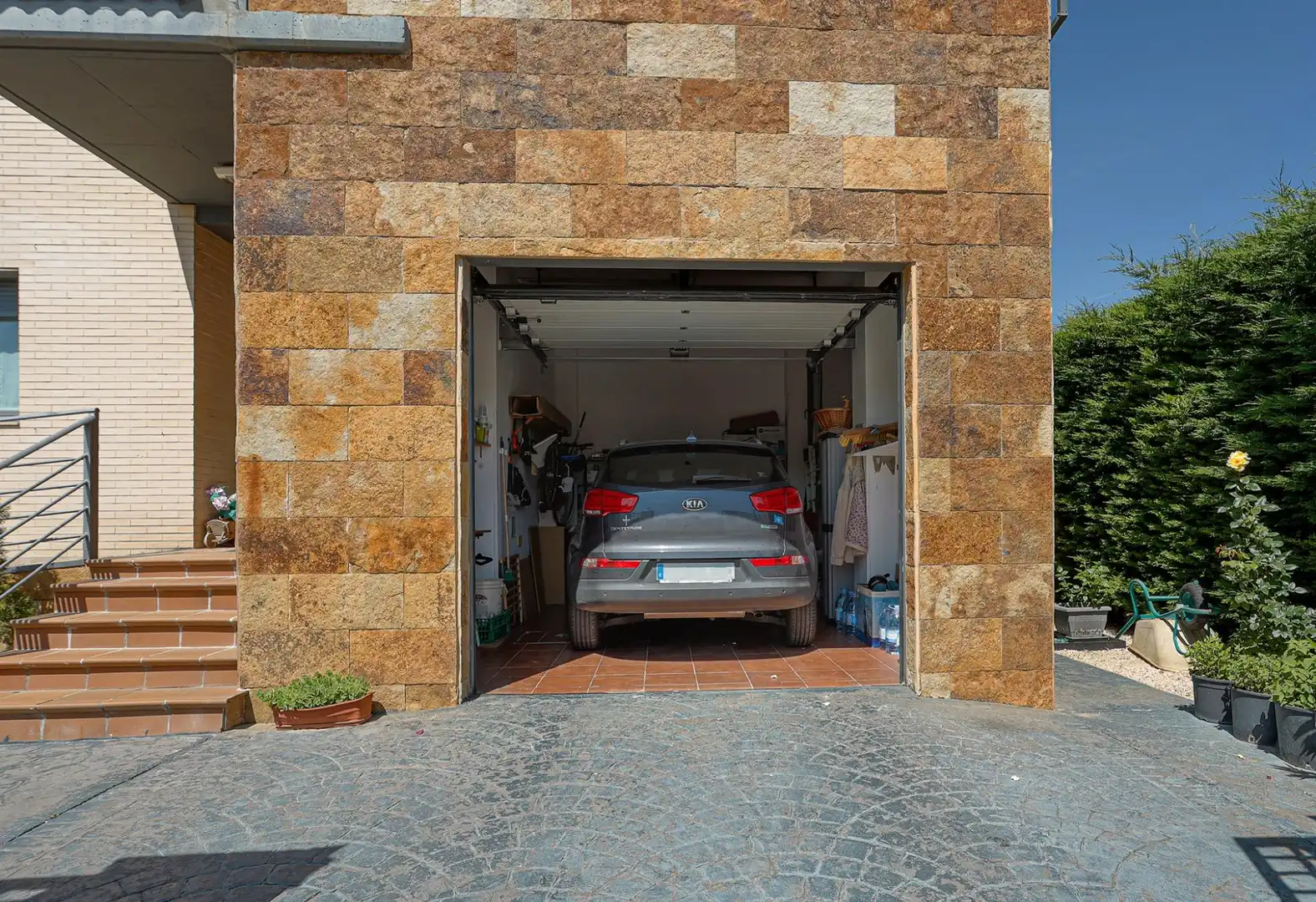 Houses for sale in Aldeamayor de San Martín