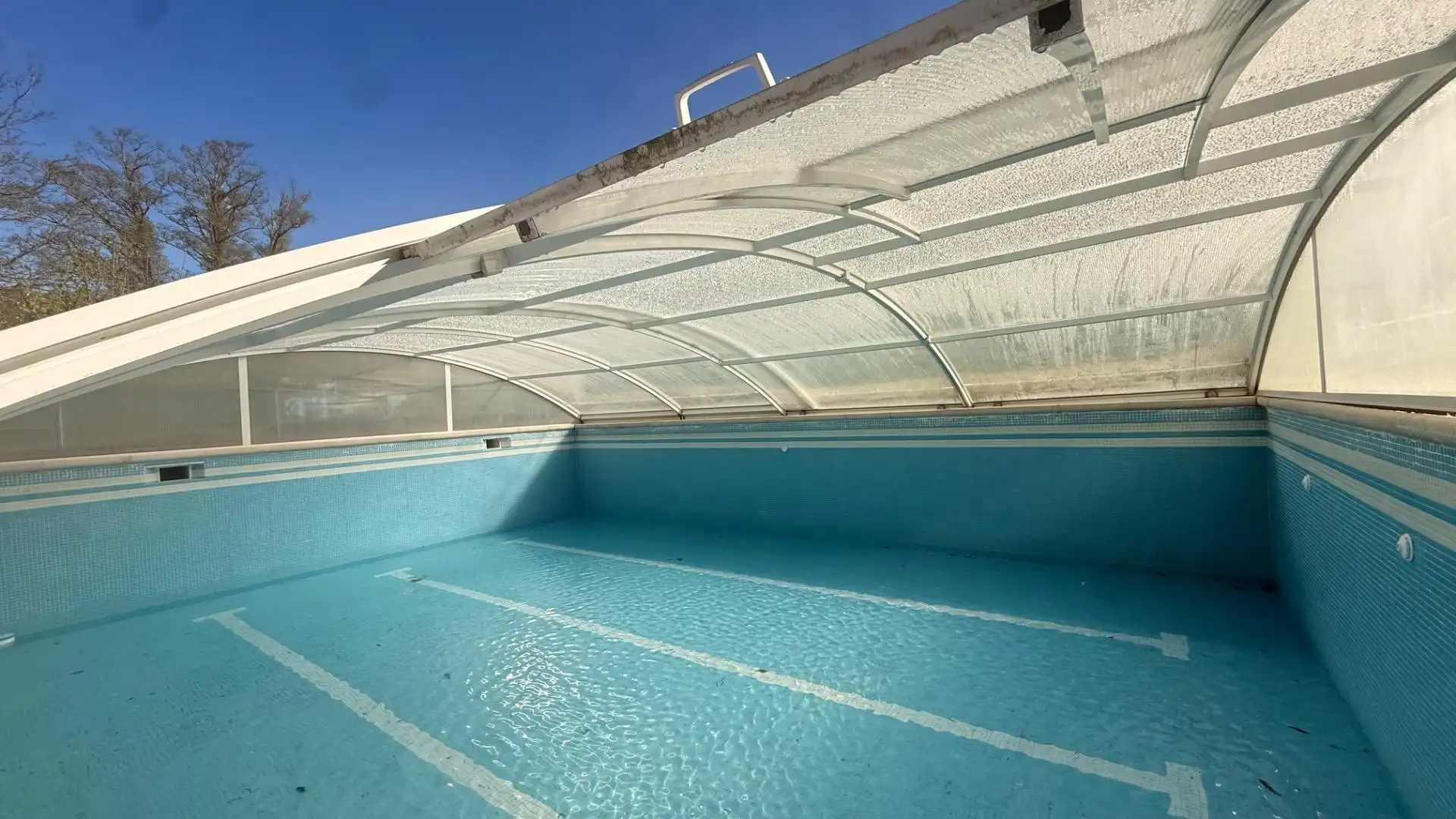 Piscina de Casa o chalet en venta en Leiro con Jardín privado, Terraza y Trastero