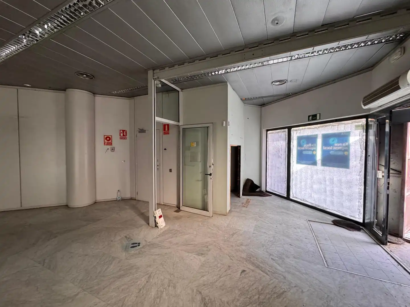 Local en venta en Badalona