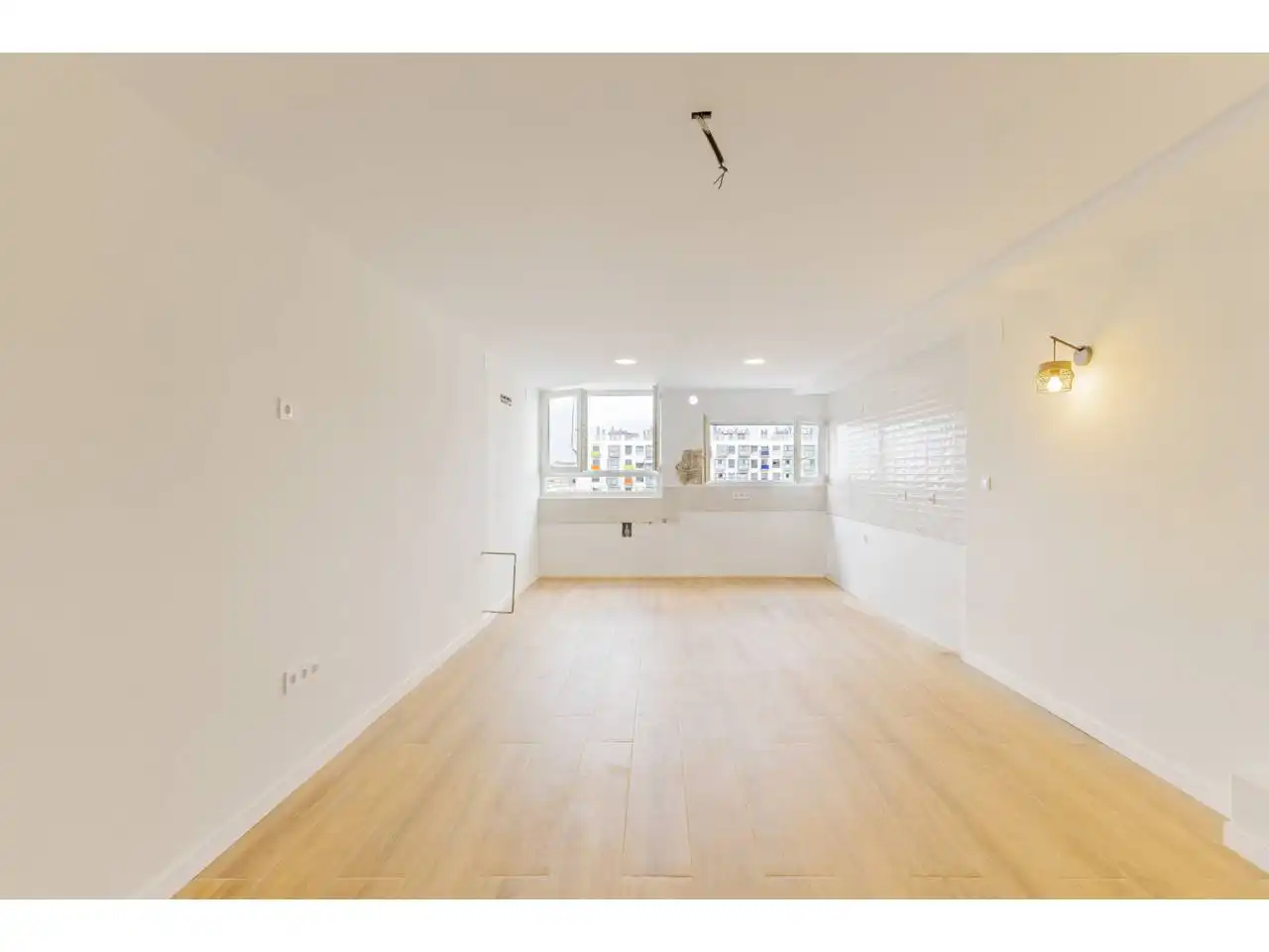 Dúplex con ascensor en venta en Calle Isla Cabrera, imagen 2