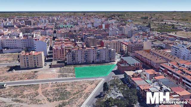 Terreno residencial en Venta en C/ Almirante, Almazora/Almassora, Castellón/Castel, 12 en Ensanche - Parque Santa Rosa