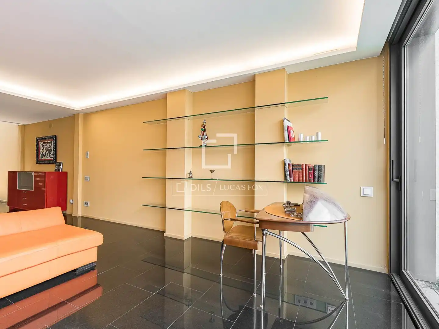 Sala d'estar de Casa o xalet en venda en Barcelona amb Aire condicionat, Calefacció i Terrassa