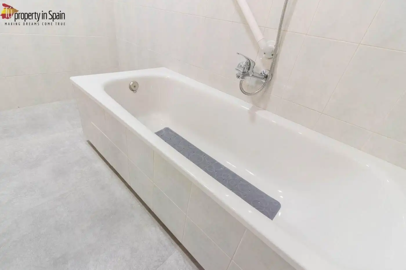 Habitación en Calle CAPITAN RUEDA, Campoamor