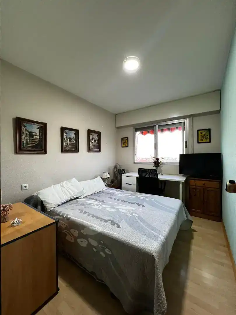 Schlafzimmer von Wohnung zur untervermieten in Benimaclet